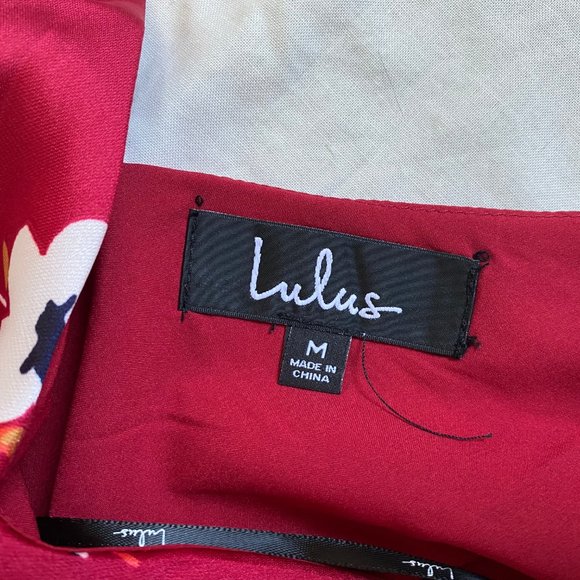 NWT Lulu's asymmetrical satin floral dress - Picture 4 of 9